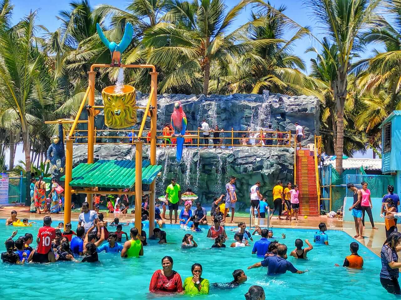 DREAM WORLD WATER PARK, ATHIRAPLLY